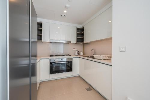 3BDR with Maid Room I Downtown I Burj Khaliva View - image 14