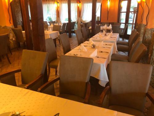 Restaurant, Kisduna Etterem-Panzio in Dunaharaszti