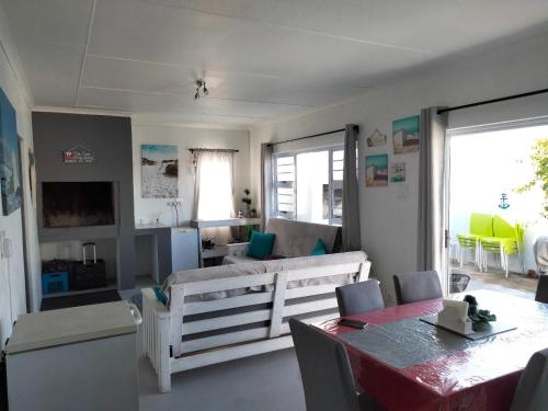 TimeOut 1, Yzerfontein (foto 3)