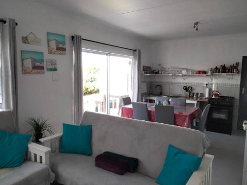 TimeOut 1, Yzerfontein (foto 4)