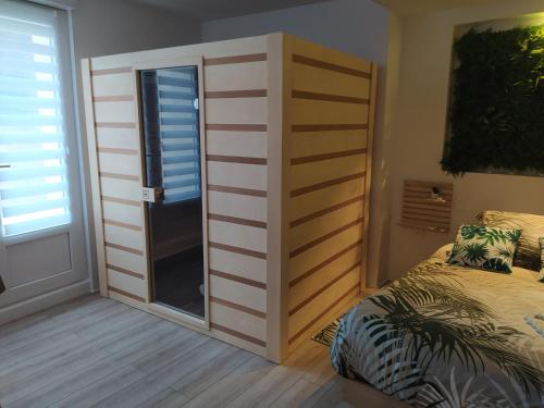 桑拿, Gîte et SPA Au Secret Du Bonheur (Gite et SPA Au Secret Du Bonheur) in 克雷西塞爾河畔