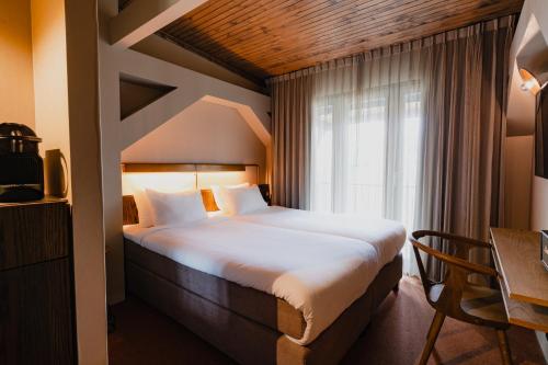 Hotel Van De Vijsel Room Type - Deluxe Twin Room