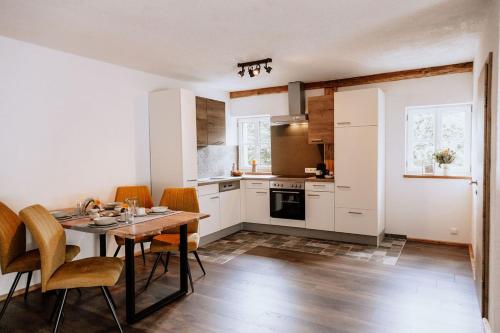 Das Schutzhaus-Bed and Breakfast-Dein Basislager im Salzkammergut in Bad Aussee, Österreich