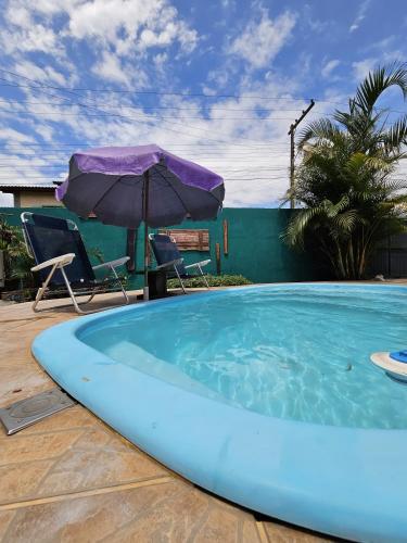 泳池, Toca da Suzara Suíte 1 até 4 pessoas Piscina Rio e Mar num só lugar (Toca da Suzara Suite 1 ate 4 pessoas Piscina Rio e Mar num so lugar) in 聖約翰多西奧維爾梅洛