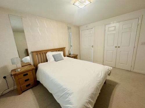 Elvetham Nest Guesthouse, Basingstoke