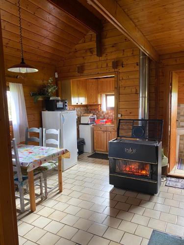 Maison 2 chambres proche Dijon chalet niché dans la nature