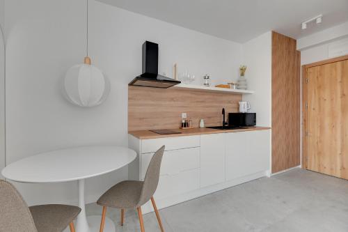 Konyha, Klif by Grand Apartments in Orlowo