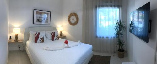 Bord de mer aux Pins Penchés