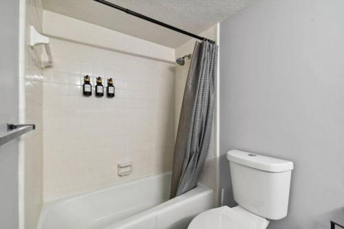 5 Bedroom, King Bed Master Suite in Tampa, USA