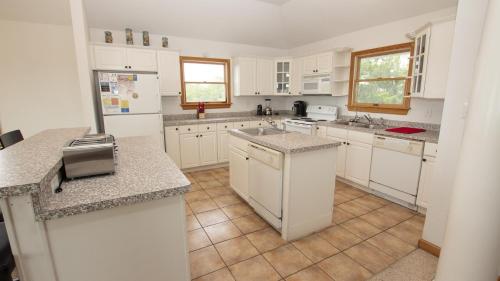 Oceanside, Pool, Hot Tub, Close to Beach, OH1, Silver Sandcastle, Corolla (foto 9)