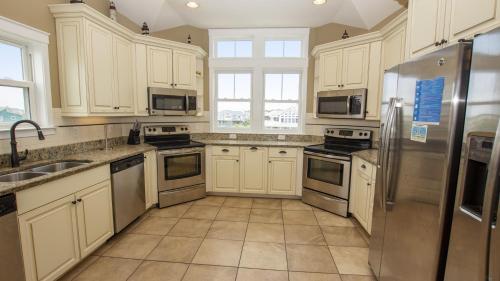 OCEANFRONT, 10 BRS, ELEV, Pool, Rec Rm, Theater Rm, OH1251, Beach Plaza, Corolla (zdjęcie 8)