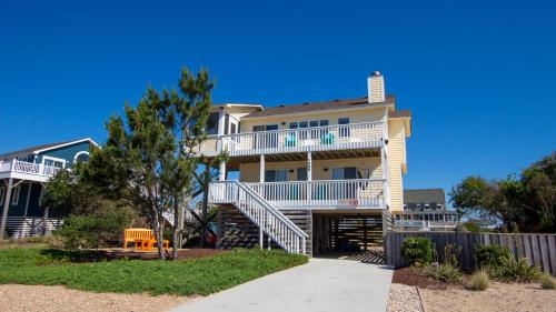 Oceanside, Private Pool, Hot Tub, Screened Porch, Close to Beach! OH81, Lazy Daisy, Corolla