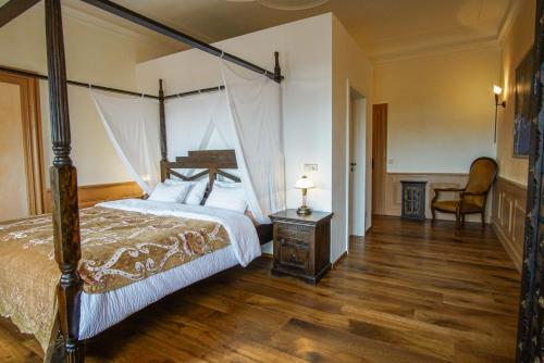 Hotel & Tagungszentrum Schloss Hohenfels in Hohenfels (Baden-Wurttemberg)