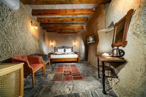 room detail thumbnail 1