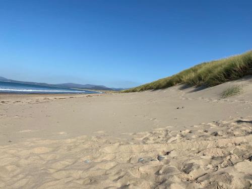 Charming, Spacious Farm House by Harlech Beach