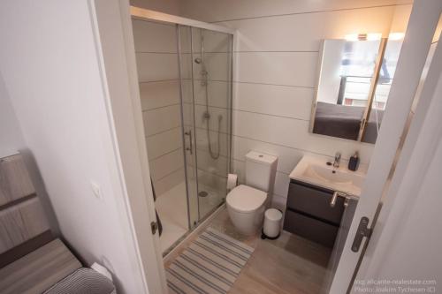 Apartment with Sea View image 10