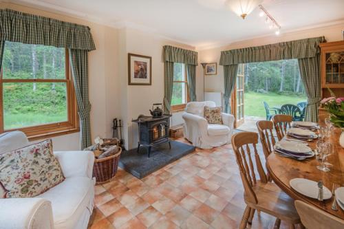 Rymore Wood Lodge - Seasgair Lodges in 保加滕
