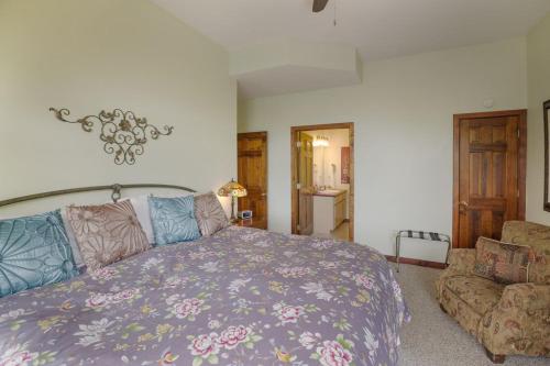 Beautiful Mountain Views and Privacy. Minutes to downtown Gatlinburg and National Park - image 11