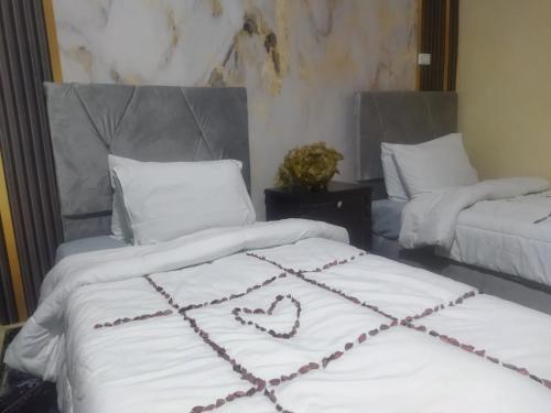 Best four pyramids view