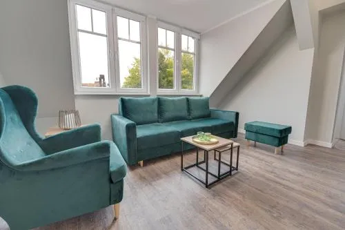 VIP Apartment A 64qm 4 Zi DG Wohnung klimatisiert großes Bad u Küche max 4 Gäste inklusive Schlafsofa in Vierraden, Deutschland