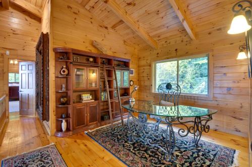 Pet-Friendly Sky Valley House with Game Room and Views Pet-Friendly Sky Valley House with Game Room and Views