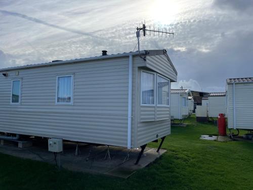 8 Berth family caravan Selsey West Sussex