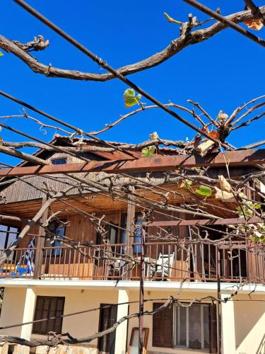 Μονοκατοικία Μονοπήγαδο Μονοκατοικία Μονοπήγαδο