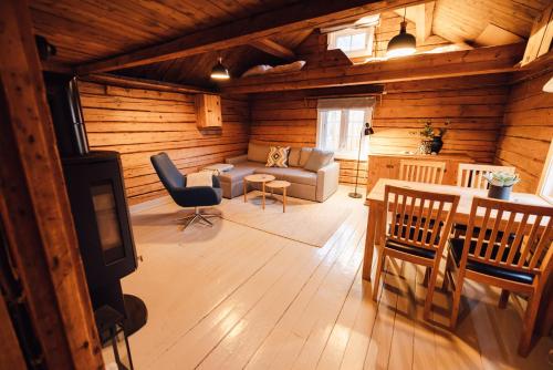 Vesterålen Rorbuer (Vesteralen Rorbuer) in Straumsjoen
