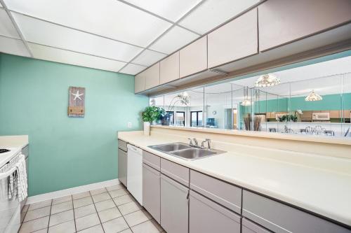 Cozinha, Moondrifter Beach Resort by Panhandle Getaways in Cidade do Panamá