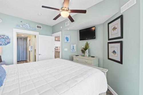 Grand Panama Beach Resort #1808-1 by Book That Condo - image 13