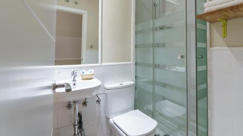 Hostal Madrid - image 9