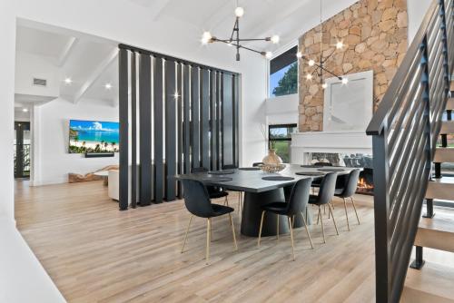 Удобства, Lakeside Oasis Pool Sauna and Golf in Miami L40 in Country Club