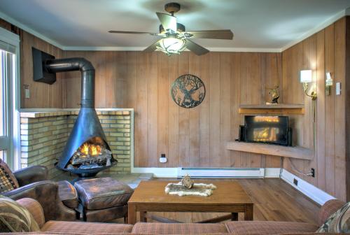 Cedar Village Condominiums in Beech Mountain, USA