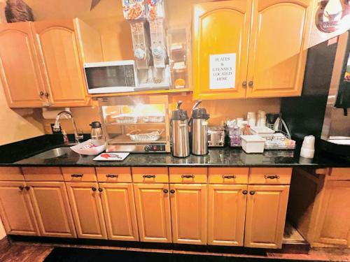 บริการและสิ่งอำนวยความสะดวก, ซูเปอร์ 8 บาย วินด์แฮม ดอดจ์ซิตี้ (Super 8 By Wyndham Dodge City) in ดอดจ์ซิตี้ (KS)