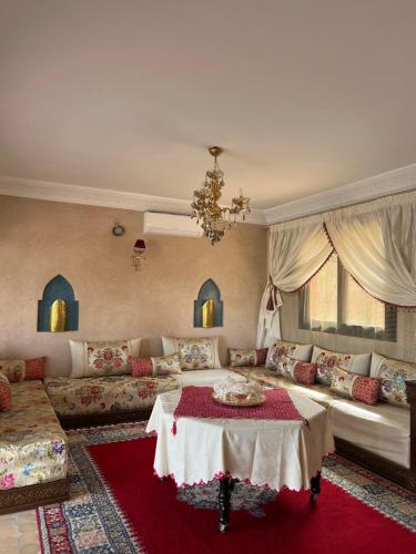 Riad Timskrine Riad Timskrine