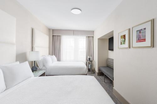 Holiday Inn Express Chicago - Magnificent Mile by IHG in Chicago, USA