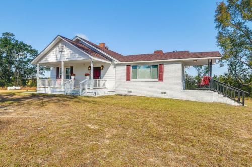 . Tuskegee Countryside Retreat on 7 Acres!