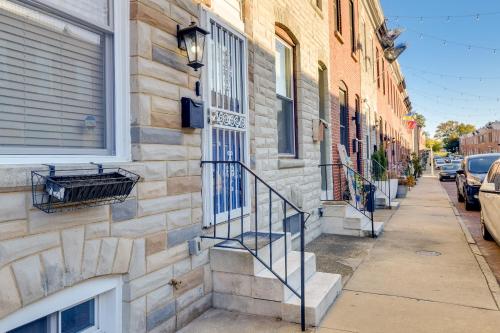 Trendy Baltimore Townhome 2 Mi to Downtown!