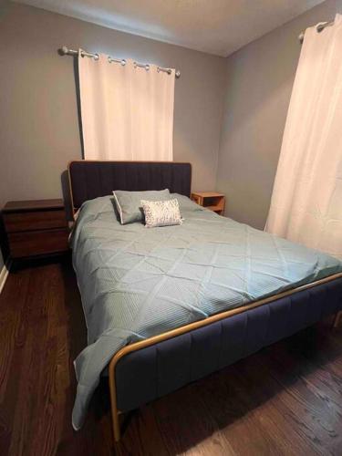 Cozy two bedroom home near downtown Shawnee in Shawnee, USA