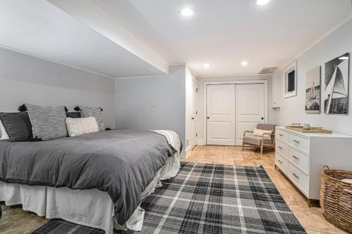 Living Among The Oaks Living Among The Oaks