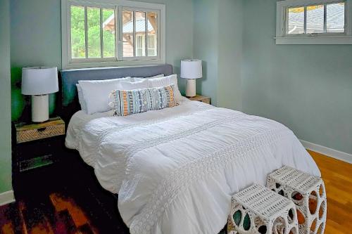 Living Among The Oaks Living Among The Oaks