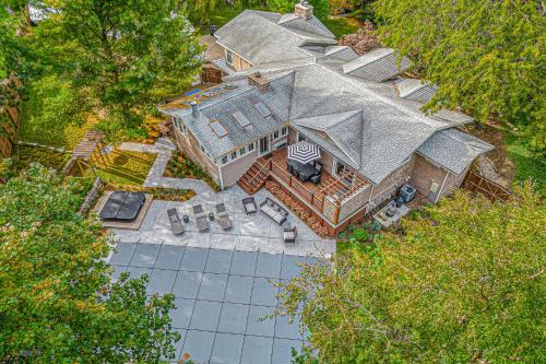 Living Among The Oaks Living Among The Oaks