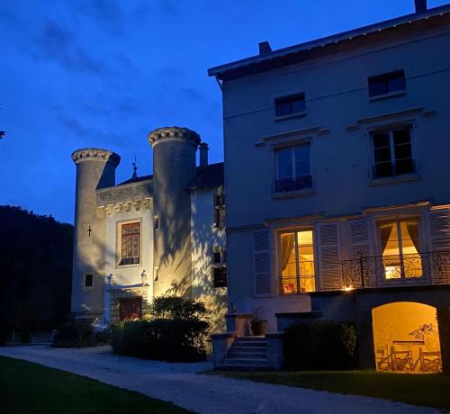 B&B Maillat - CHATEAU DE MAILLAT - Bed and Breakfast Maillat