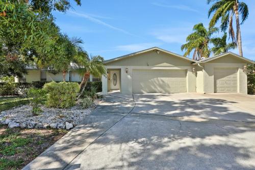 Sunshine Beech House in Sarasota, USA