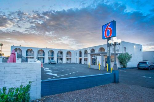 Motel 6 Tucson, AZ - East Williams Center