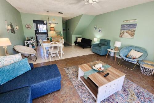 Beachwalk Condominiums 8D