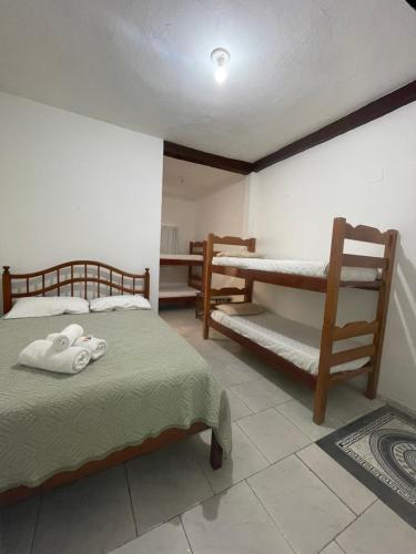 1 double bed, 2 bunk beds