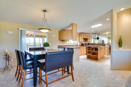 Tucson Home 11 Mi to Saguaro National Park! near ทุคสันเมาเท่นพาร์ค