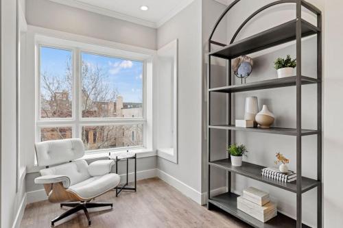 Luxury DC Penthouse w/ Private Rooftop! (Chapin 4)