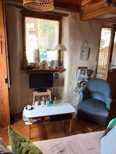 Maisonnette avec terrasse et vue imprenable in Rochebrune (Provence-Alpes-Cote d'Azur)